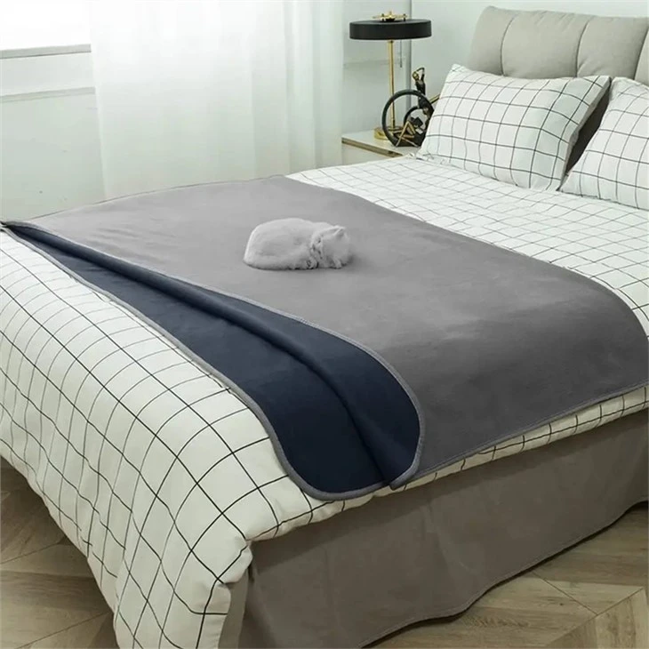 Polyester Polar Fleece Blanket